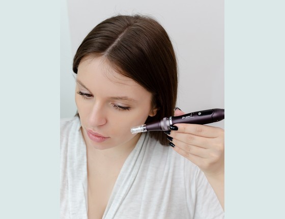 Dr.pen A10 Аппарат для фракционной мезотерапии / микронидлинга / электрический мезороллер