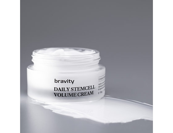 Bravity Daily Stem Cell Volume Cream Омолаживающи крем для лица против морщин Bravity Daily Stem Cell Volume Cream Омолаживающи крем для лица против морщин