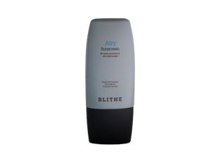 Blithe Airy Sunscreen  для коррекции тона и ультралегкой защиты от солнца SPF 50+ PA ++++ Blithe Airy Sunscreen  для коррекции тона и ультралегкой защиты от солнца SPF 50+ PA ++++