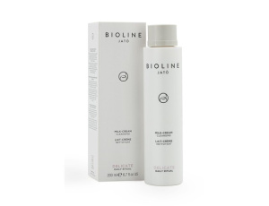 «DAILY RITUAL» DELICATE MILK-CREAM CLEANSING